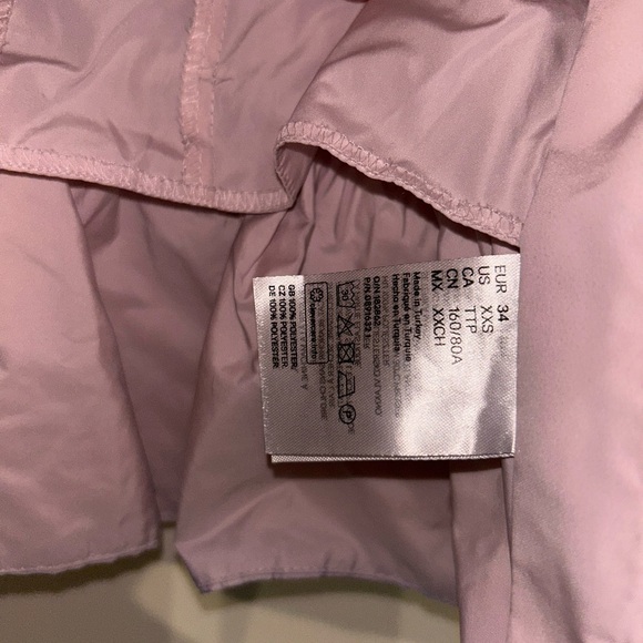 Pink Ruched Sleeveless Top - Picture 7 of 8